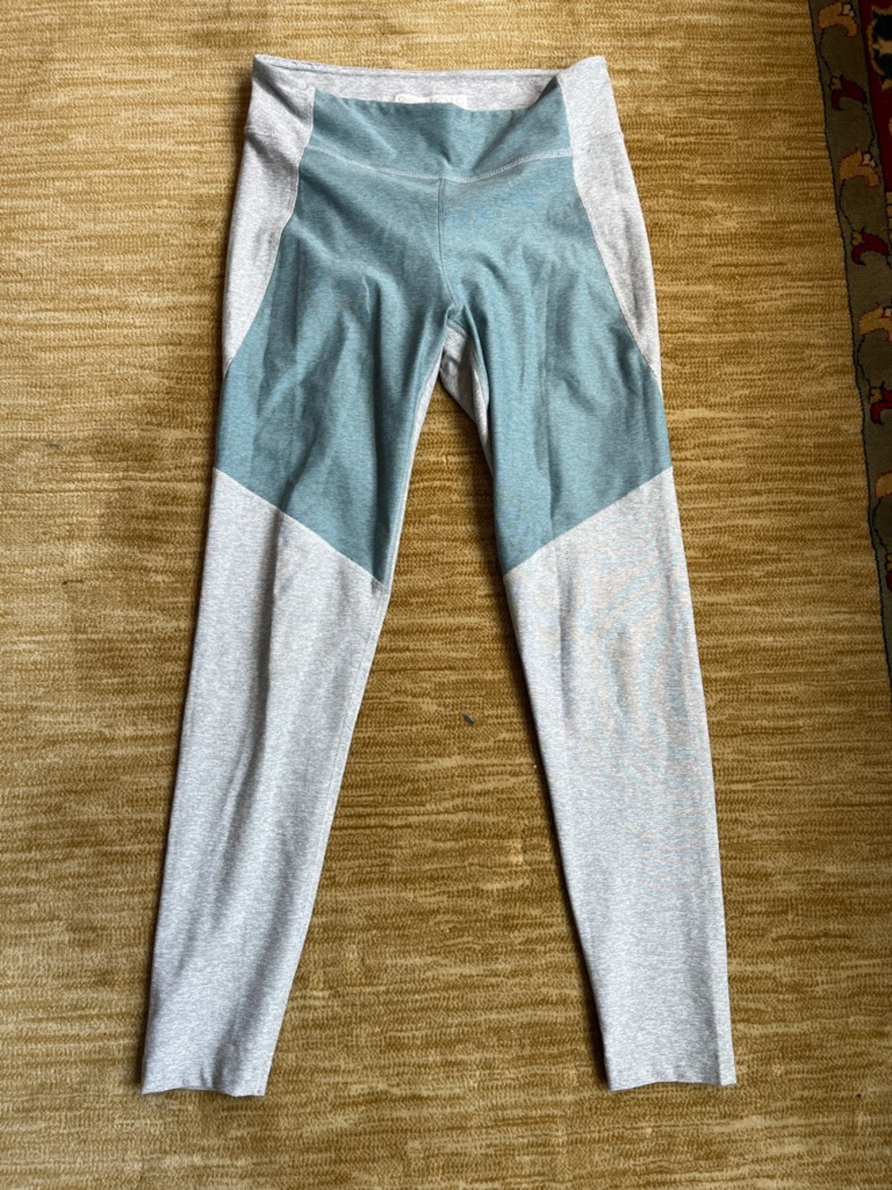 Outdoor Voices color block leggings